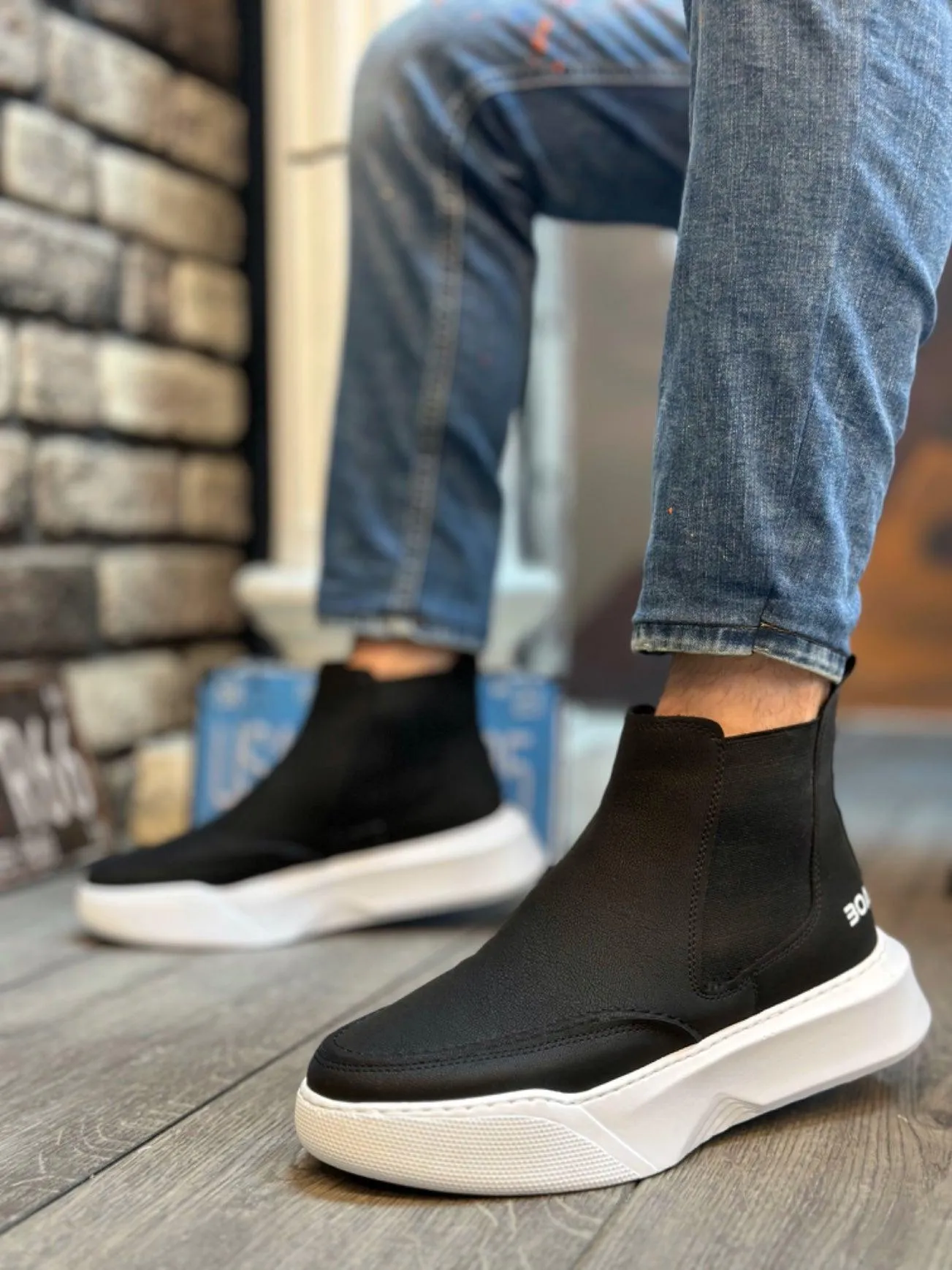BA0150 Laceless Men's High Sole Skin Black White Sports Boots