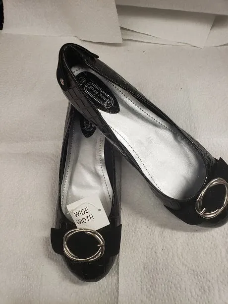 Bertha -- Women's Flat Shoes -- Black Croc Print