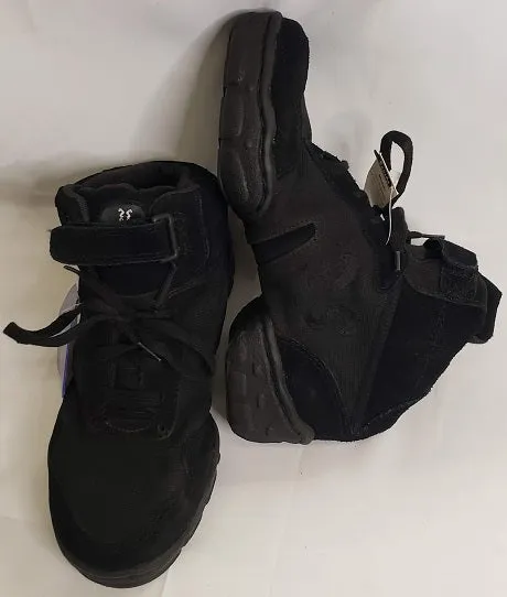 Boomerang -- Hi Top Split Sole Dancesneaker -- Black