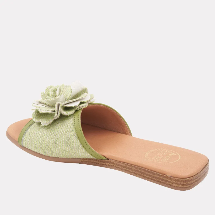 Kiky Featherweights™ Sandal