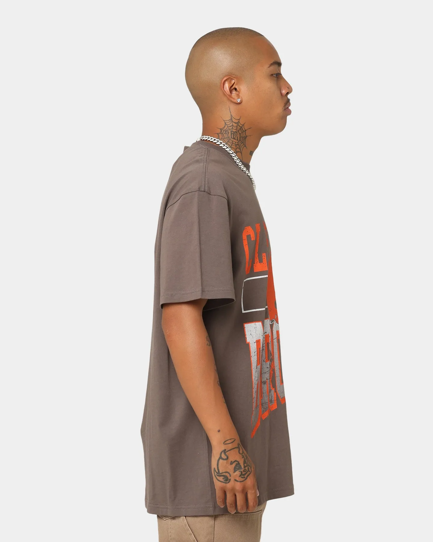 Majestic Athletic Cleveland Browns Vintage Sports Graphic T-ShirtFaded Brown