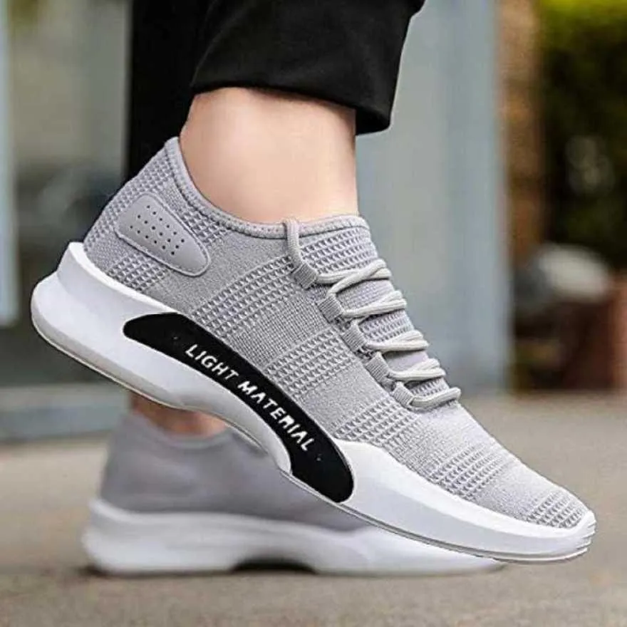 Men sneakers casual shoes running shoes.
