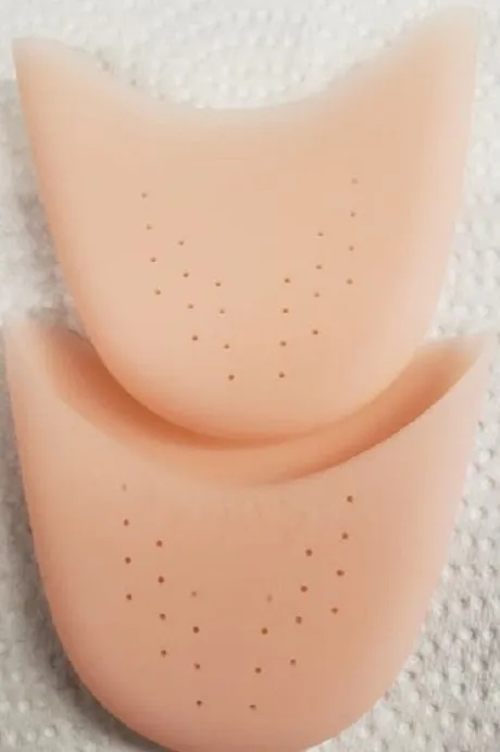 Pointe Shoe Toe Pads -- Pink