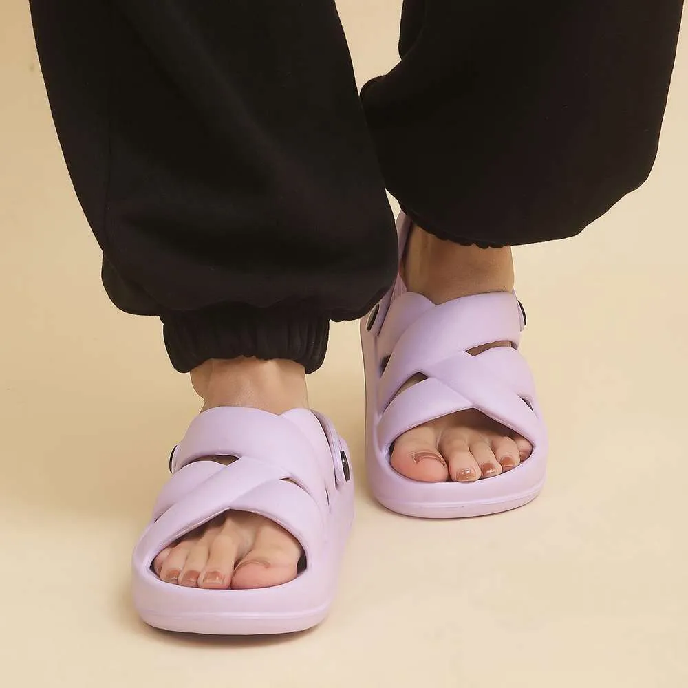 Wanderz Women Clogs