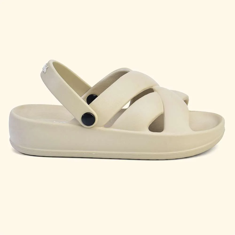 Wanderz Women Clogs