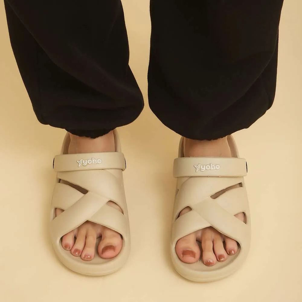 Wanderz Women Clogs