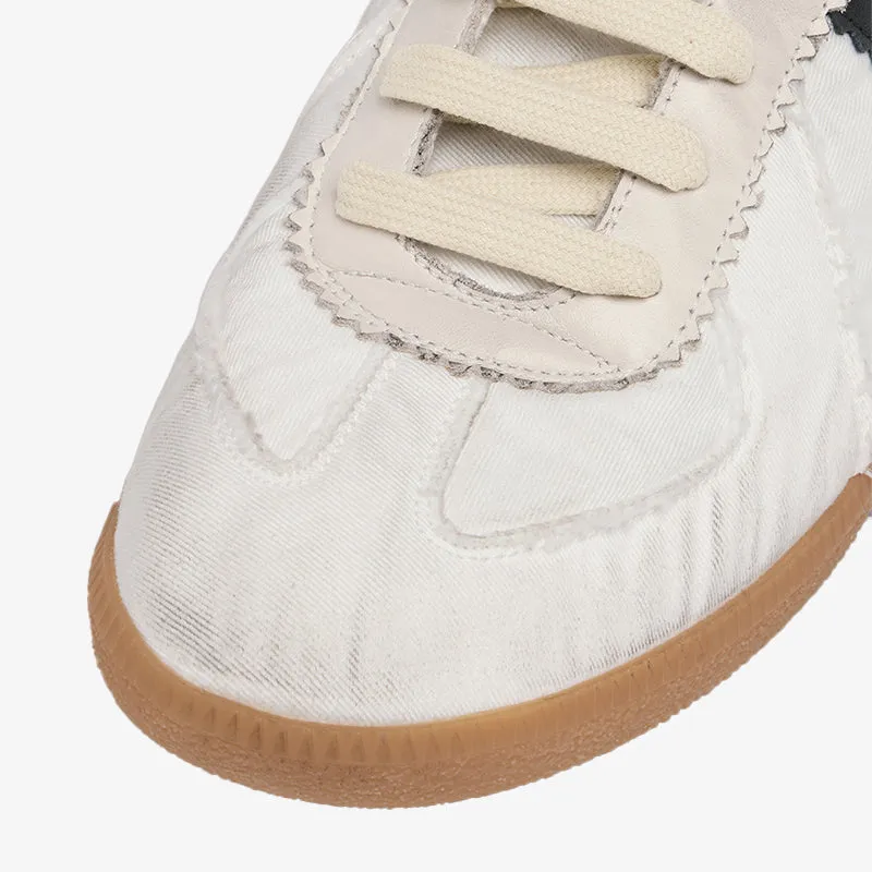 White Vintage Sneakers