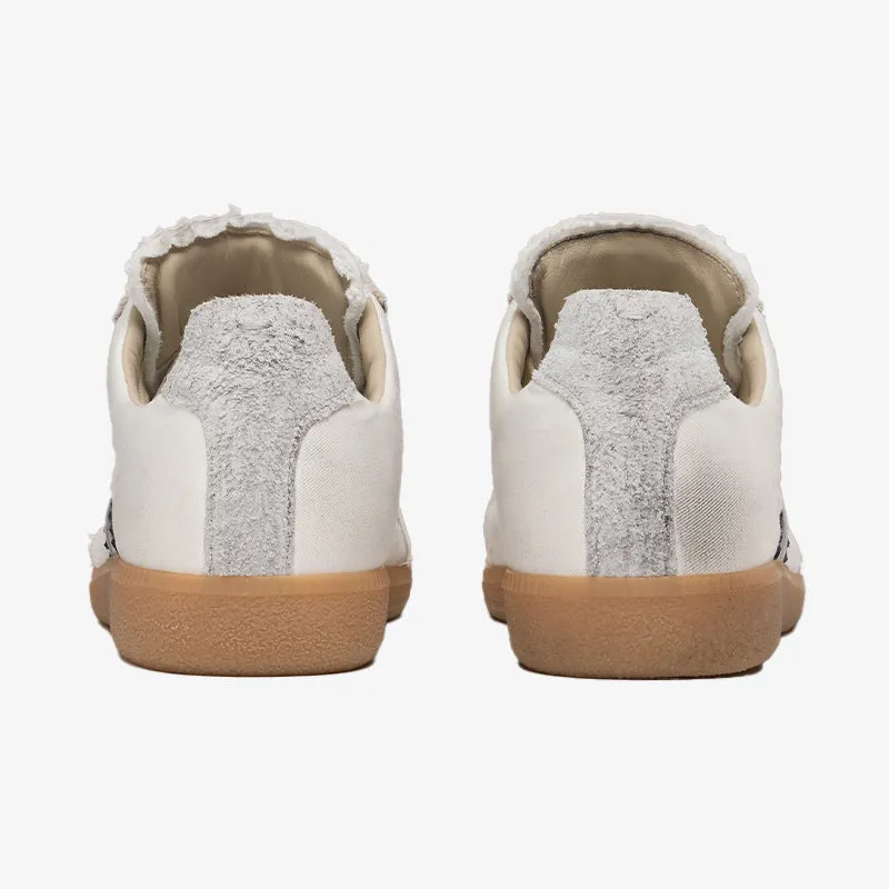 White Vintage Sneakers