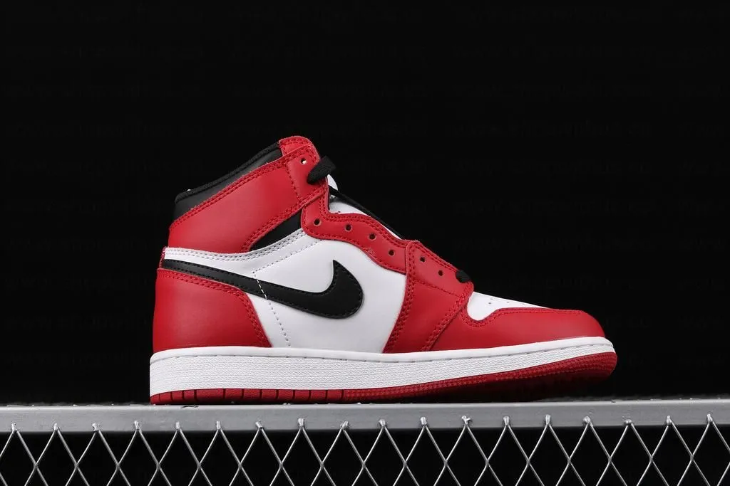 WMNS Air Jordan 1 AJ1 High - Chicago